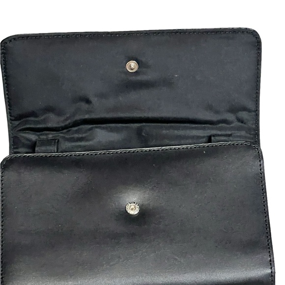 Minnetonka tooled leather embossed wallet in Black with card holders - Picture 5 of 13